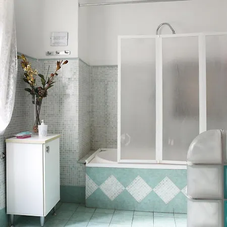 Piccadilly House فندق مبيت وإفطار كاتانيا