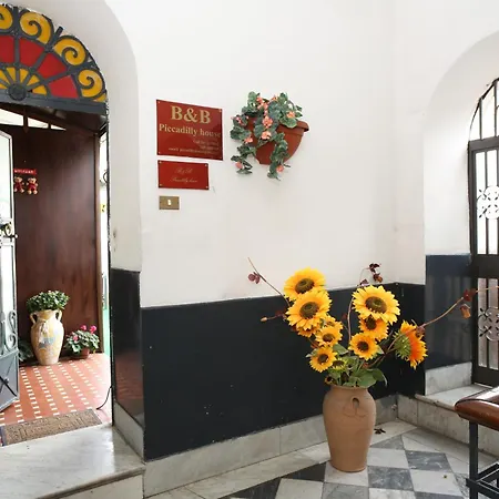 فندق مبيت وإفطار Piccadilly House كاتانيا